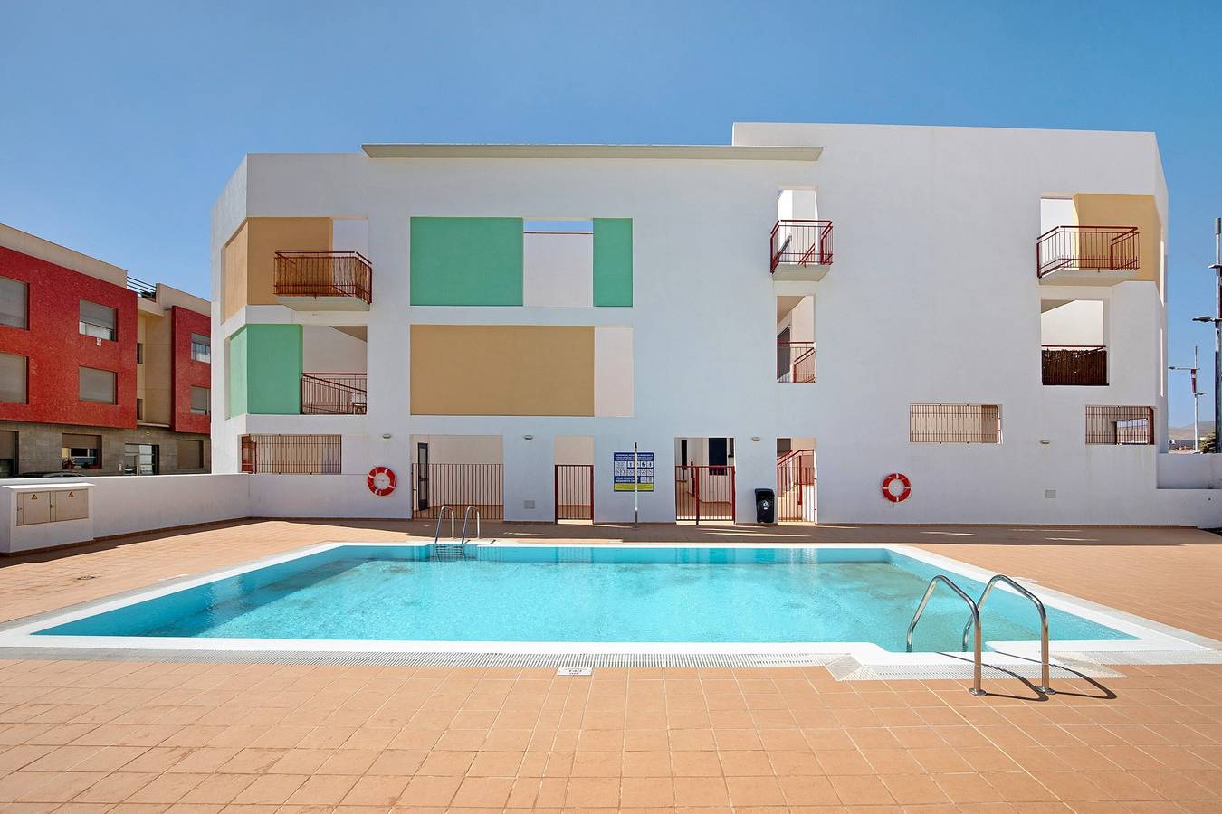 Apartamento entero, Apartamento de vacaciones 'Lancelot' con piscina compartida y Wi-Fi in Barrio Buenavista, Puerto del Rosario