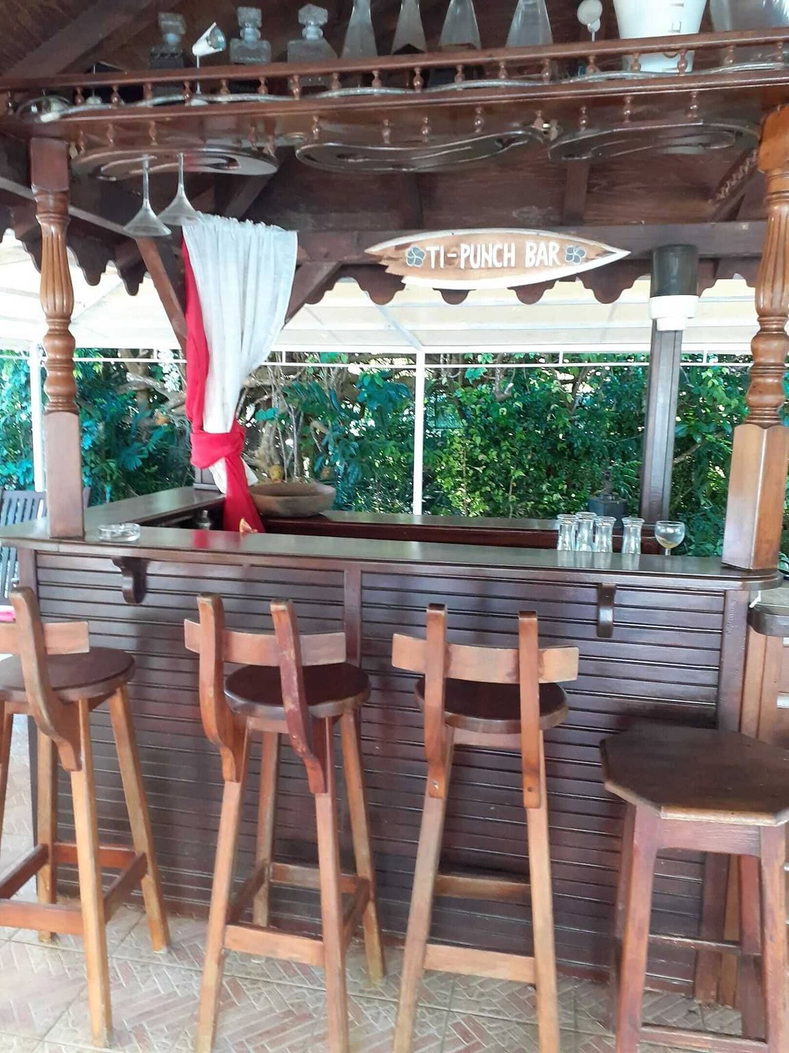 Bungalow charmant à Sainte-Rose avec terrasse et piscine in Sainte-Rose, Guadeloupe