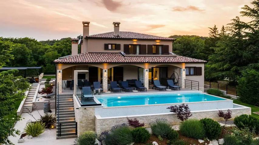 Maison de vacances pour 9 personnes, avec jardin ainsi que sauna et piscine - 1