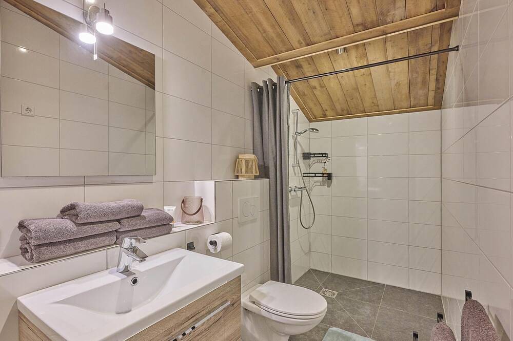 Ländliches Ferienhaus mit Blick auf die Hirsche in Reusel, Nordbrabant