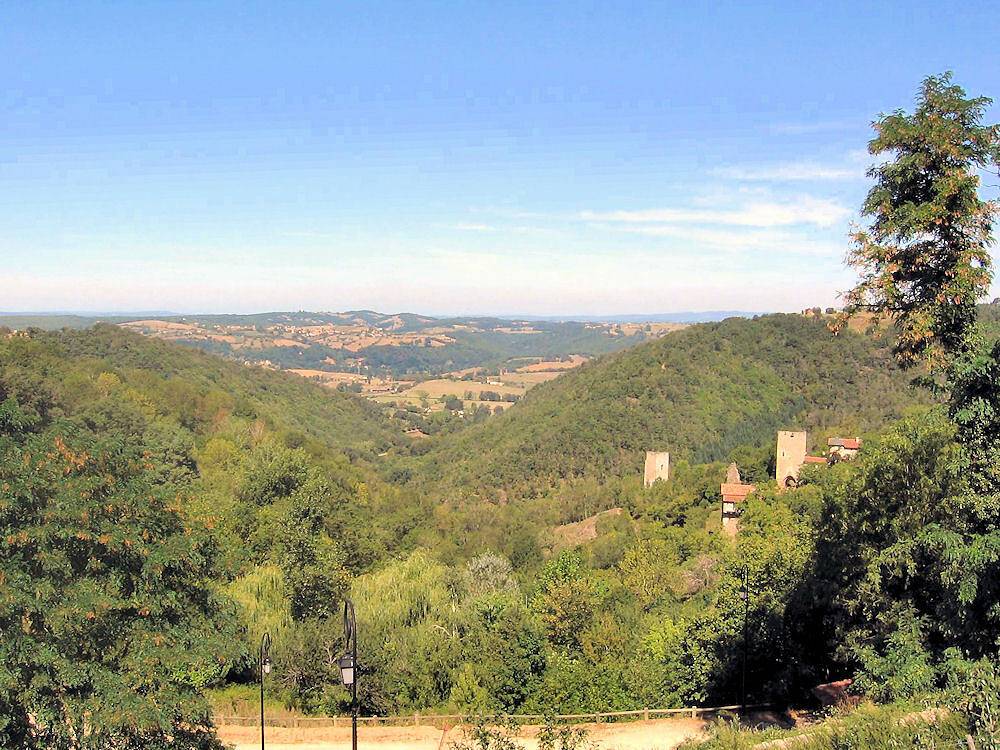 Gite de Bellevue in Peyrusse-le-Roc, Massif central