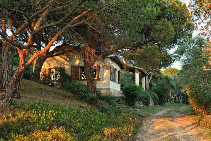 Casa rural para 4 personas, con jardín, Se admiten mascotas en Provincia de Gerona - 2