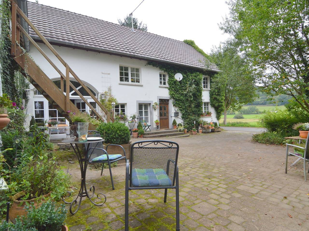 Ganze Wohnung, Romantisches Eifel-Hideaway in Immerath, Vulkaneifel