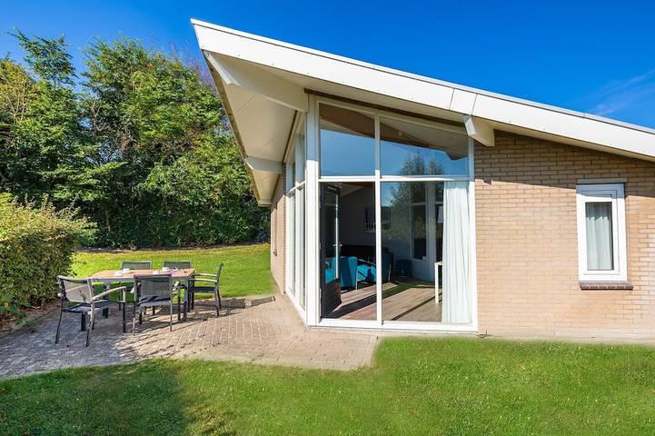 Bungalow voor 5 personen, met tuin en zwembad, met huisdier in Domburg