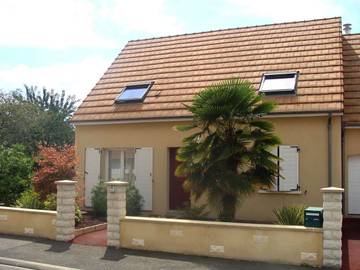 Maison d’hôte pour 2 personnes, avec bassin pour enfant ainsi que jardin et vue, animaux acceptés à Ruaudin