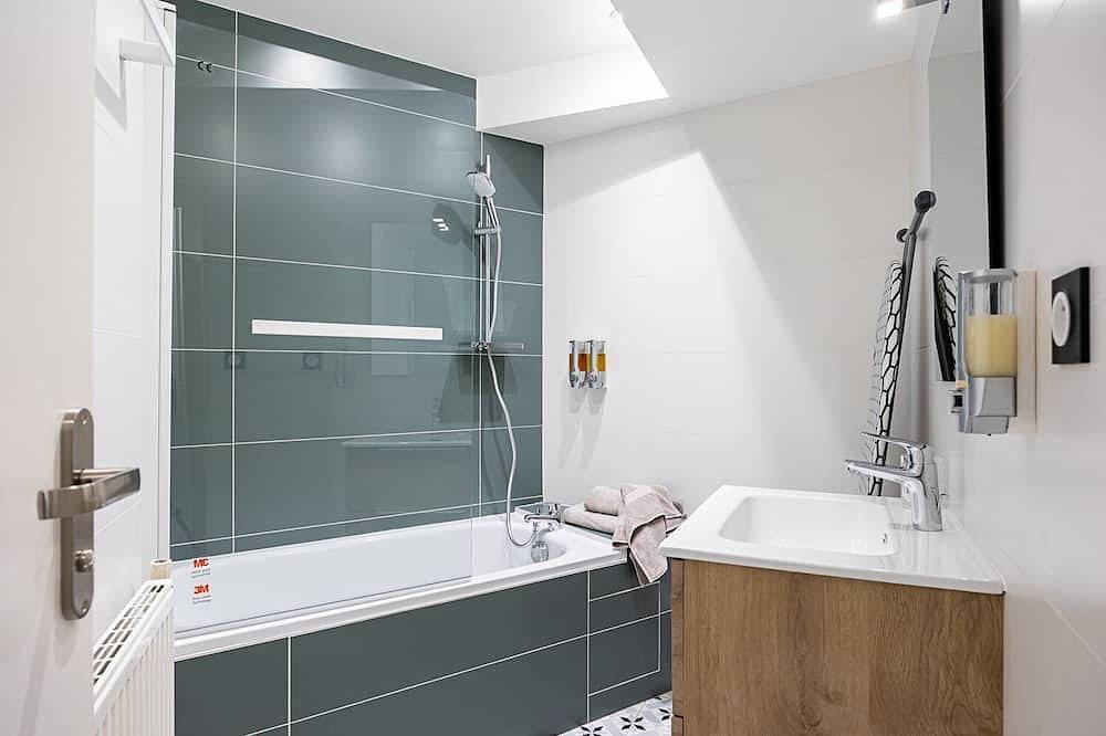 Entire apartment, Oiqia • Téralis • Printanier in Annonay, Tournon-sur-Rhône region