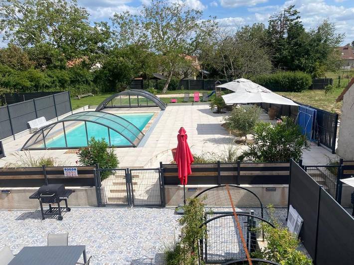 Location de vacances pour 14 personnes, avec jardin ainsi que vue et piscine, animaux acceptés dans Château de Chambord - 2