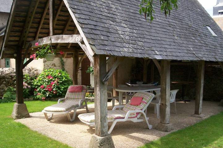 Gîte pour 4 personnes, avec jardin à Marcé