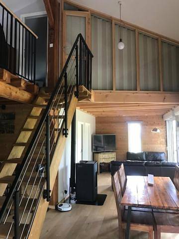 Location de vacances pour 6 personnes, avec bassin pour enfant et piscine ainsi que vue et jardin à Talais - 3