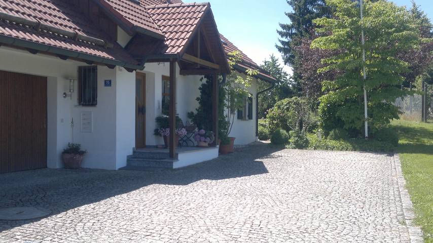 Ganze Wohnung, Ferienwohnung Wolfersdorf - Ferienwohnung Wolfersdorf in der Hallertau in Wolfersdorf, Hopfenland Hallertau