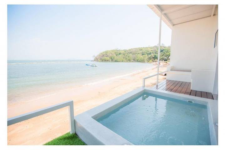 Bungalow für 3 Personen, mit Pool und Terrasse sowie Ausblick in Thailand