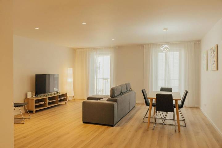 Appartement de vacances pour 4 personnes, avec Piscine et Vue