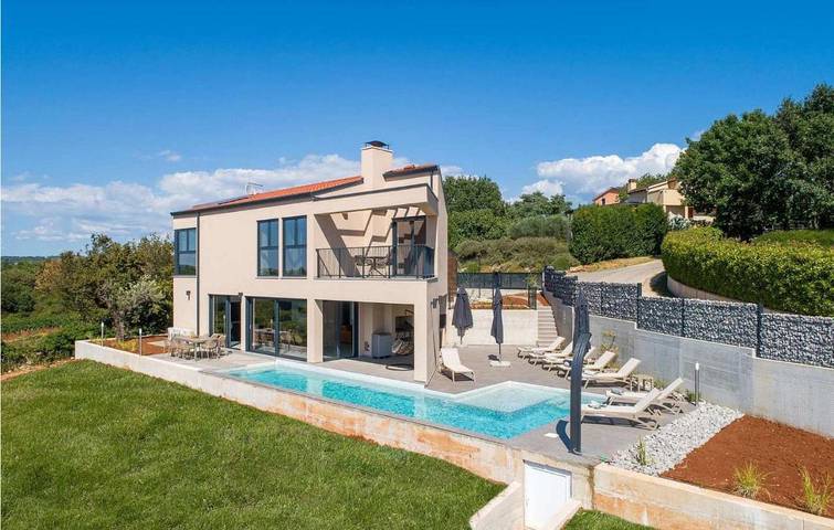 Ferienhaus für 8 Personen, mit Garten und Pool in Bačva
