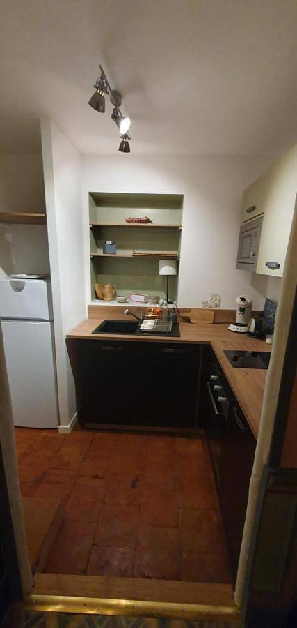 Location de vacances pour 2 personnes, avec jardin ainsi que vue et terrasse dans Parc naturel régional de la Narbonnaise en Méditerranée - 2