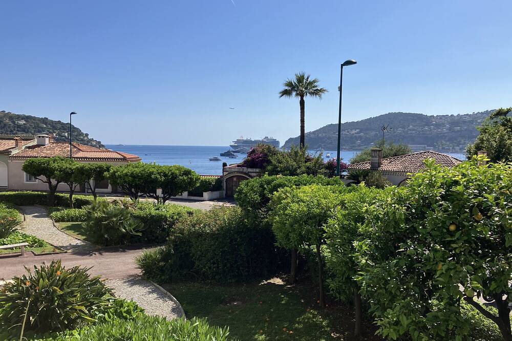 Entire apartment, Aina in Saint-Jean-Cap-Ferrat, Nice region