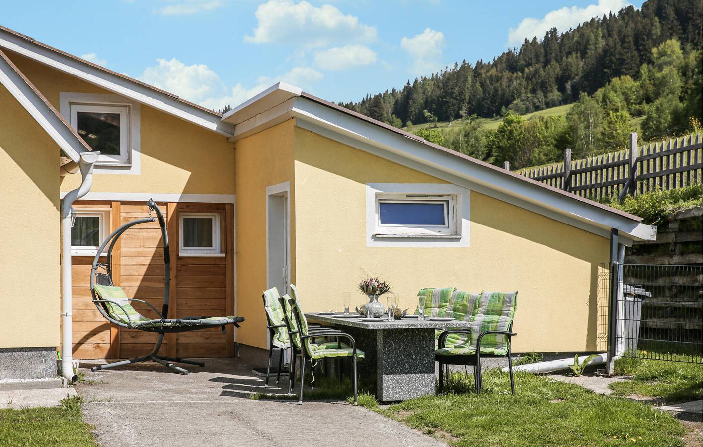Ferienhaus für 8 Personen mit Sauna in Mariahof, Westliche Obersteiermark