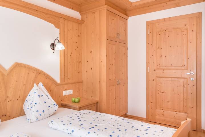 Ganze Wohnung, Ferienwohnung Ciasa Raut App Sosi mit Bergblick, Garten und Wlan in Wengen (Italien), Dolomiti Superski