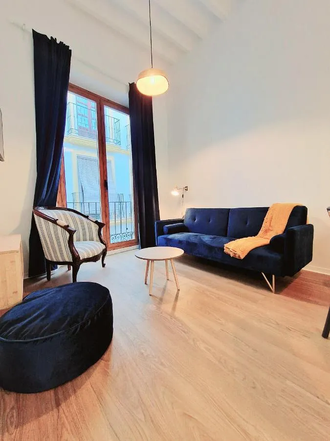 Holiday apartment for 3 people, with balcony - 1