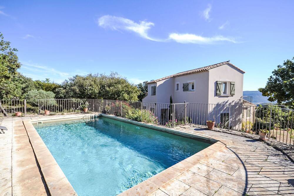 Les Cairnes in Viens, Regionaler Naturpark Luberon