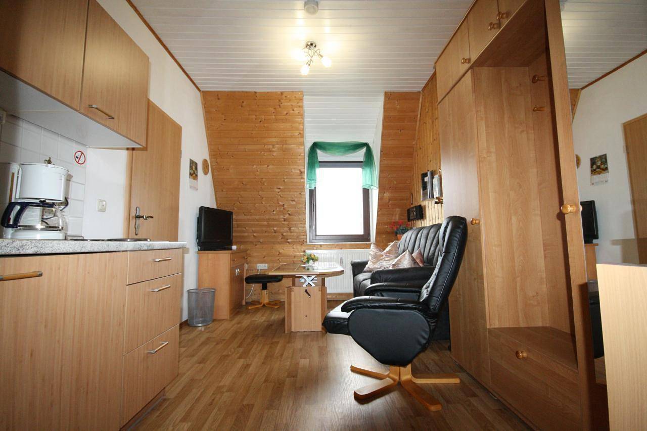 Ganze Ferienwohnung, Ferienwohnung  Katzengold in Neudorf, Sehmatal