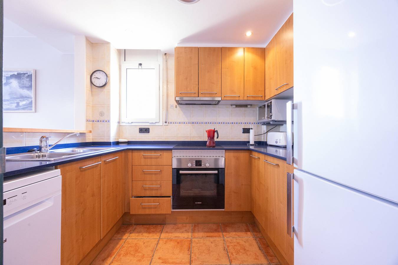 Apartamento entero, Ref. Clota Mar: Amplio piso con vistas al mar, piscina y parking a 150 metros de la playa in La Escala, Alt Empordà