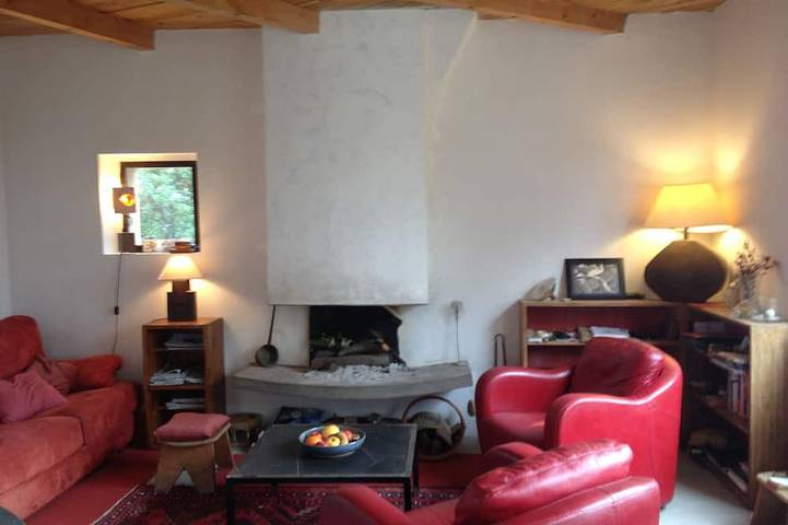 Gîte pour 8 personnes, avec jardin et piscine à Durfort-et-Saint-Martin-de-Sossenac - 2