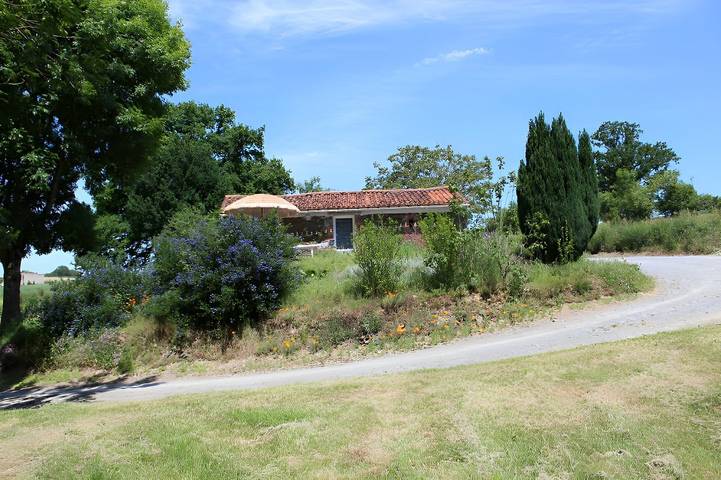 Gîte pour 4 personnes, avec terrasse, animaux acceptés