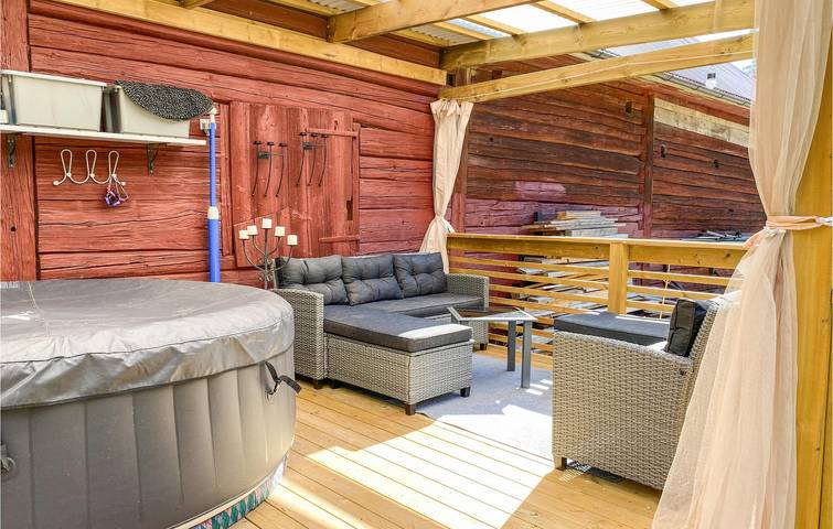 Ganze Ferienwohnung, Ferienwohnung für 7 Personen mit Terrasse in Norrköping, Östergötland