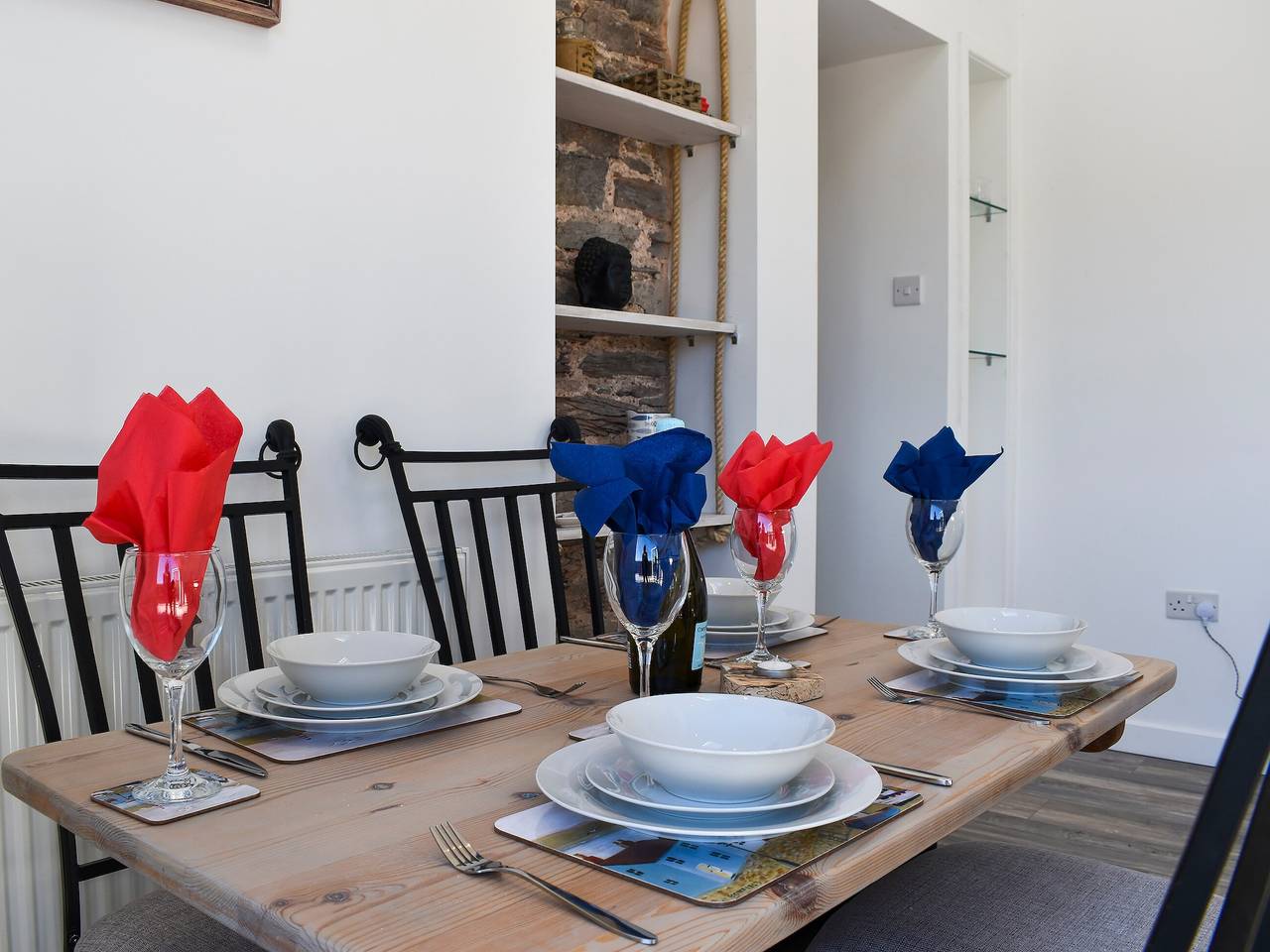 Apple Barn Cottage in Brixham, Torbay