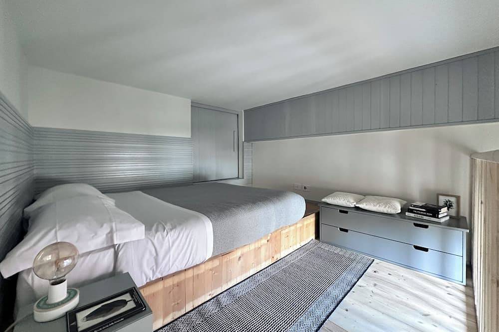 Entire apartment, Loft in downtown Ancona, perfect for vacation or business stay in Ancona, Riviera del Conero