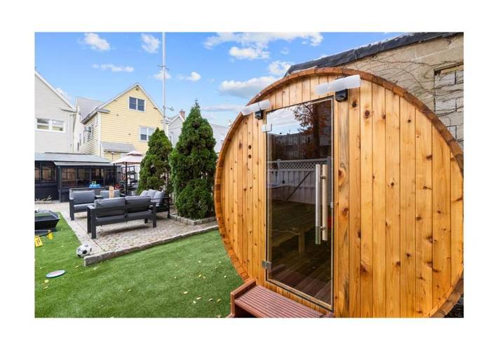 Casa de vacaciones para 16 personas, con sauna además de jardín y jacuzzi, Se admiten mascotas - 1