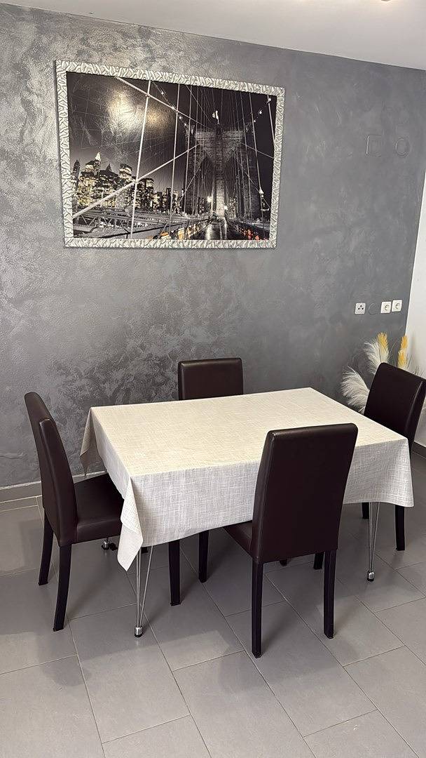 Ganze Wohnung, Neu renoviertes Apartment mit Außenterrasse in Malinska-Dubašnica, Krk