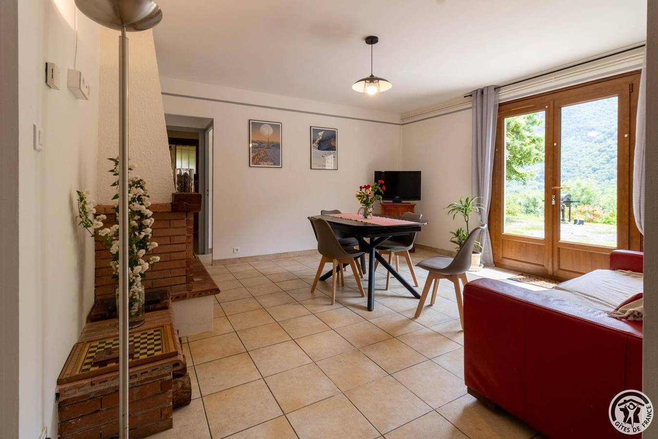 Gîte Perlesportsnature in Perles-et-Castelet, Pyrénées