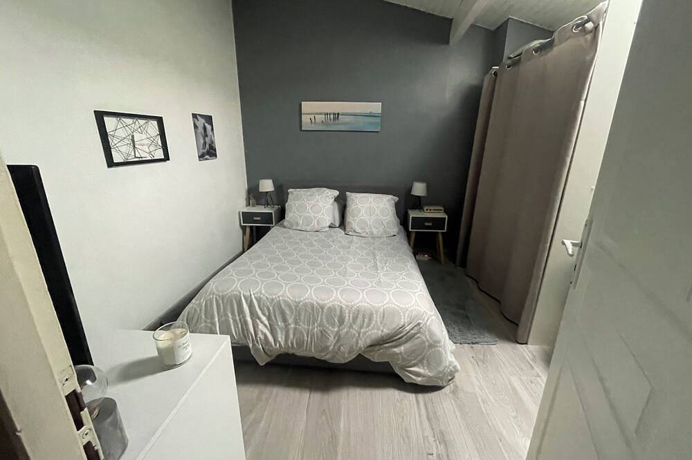 Maison climatisée,piscine & terrasse-aux portes des plus beaux sites de Gironde in Bordeaux, Région de Bordeaux