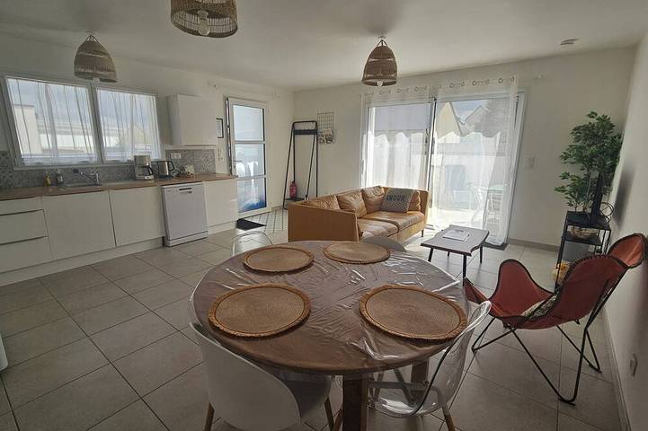 Maison de vacances pour 4 personnes, avec terrasse et jardin à Saint-Pol-de-Léon
