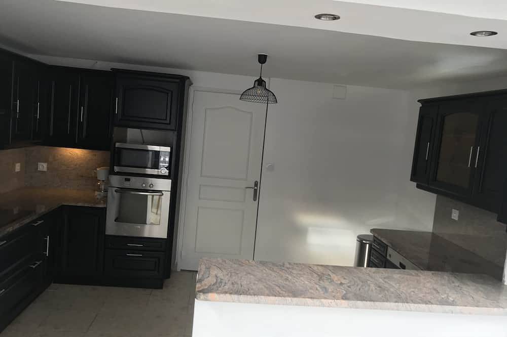 Apartamento entero, Special gd family, Spa Privé Ds Cour a 400M plage in Angoulins, Región de La Rochelle