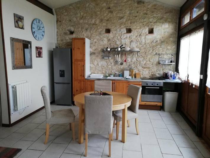 Location de vacances pour 3 personnes, avec vue et terrasse à Saint-Méard-de-Gurçon - 2