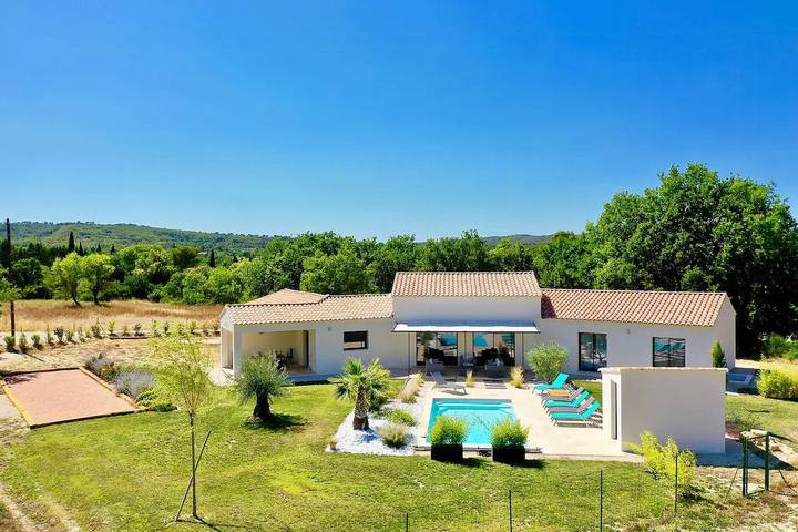 Location de vacances pour 6 personnes, avec terrasse, adapté aux familles à Le Puy-Sainte-Réparade - 2