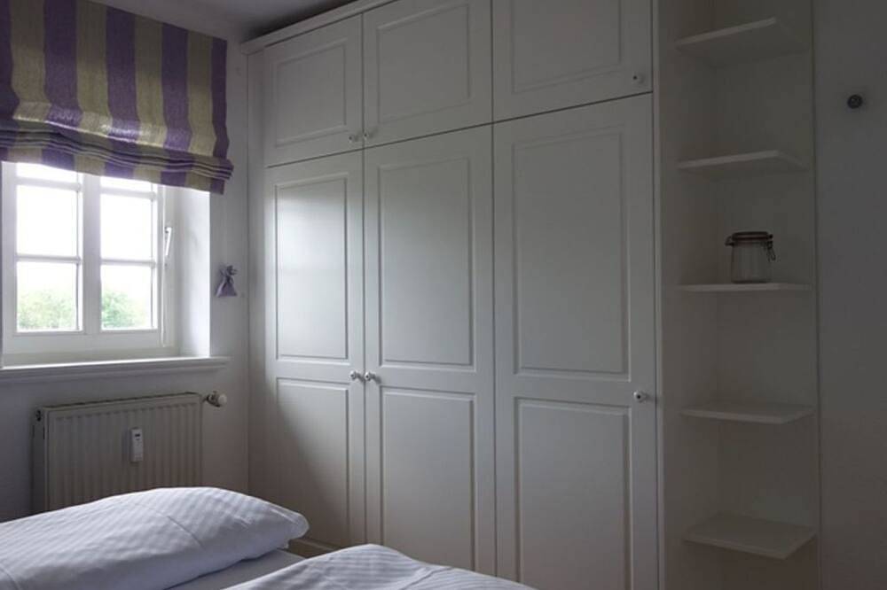 Ganze Wohnung, Ferienwohnung Bredland - Ferienwohnung Bredland in Nieblum - wohnen mit Seeluft in Greveling, Nieblum