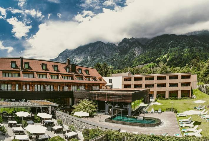 Hotel für 2 Personen, mit Ausblick und Pool sowie Garten und Sauna in Bludenz
