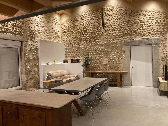 Location de vacances pour 4 personnes, avec piscine et jardin à Alixan - 4