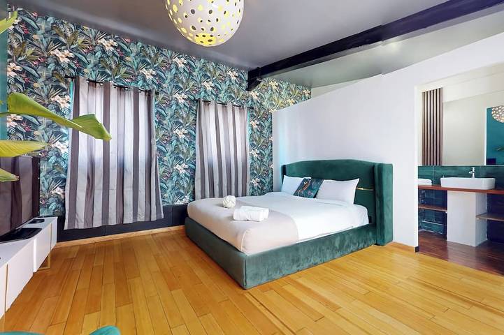Loft Atelier Design Near Paris & La Défense in Suresnes, Hauts-de-Seine