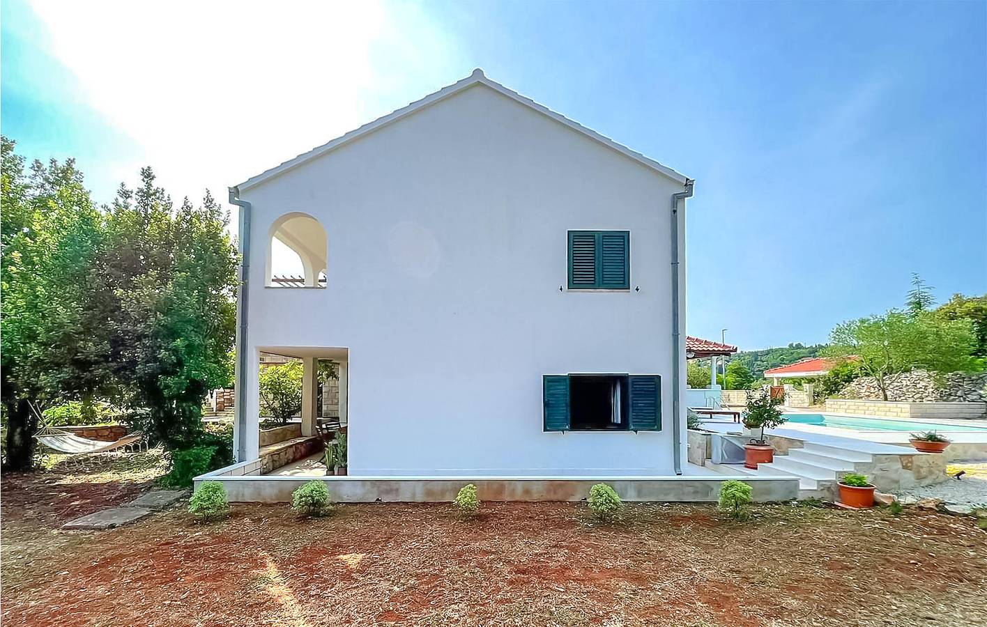 Ganze Ferienwohnung, Gemütliche 1-Zimmer-Wohnung mit Pool in Strandnähe und WLAN in Medvinjak, Korcula