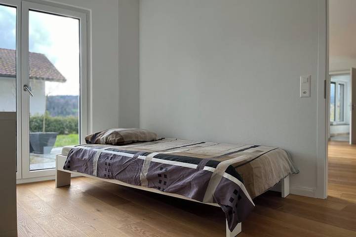 Ganze Wohnung, Gartenwohnung im modernen Stil in Unterkulm, Aargau-Basel