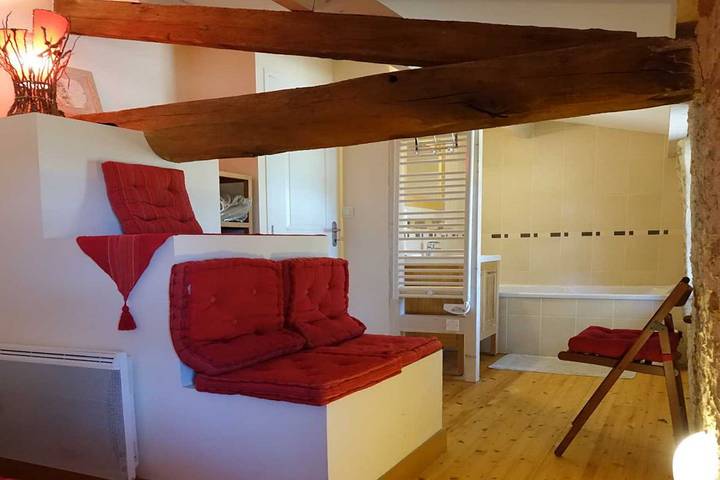 Gîte pour 6 personnes, avec jardin ainsi que terrasse et piscine à Arthon-en-Retz - 4