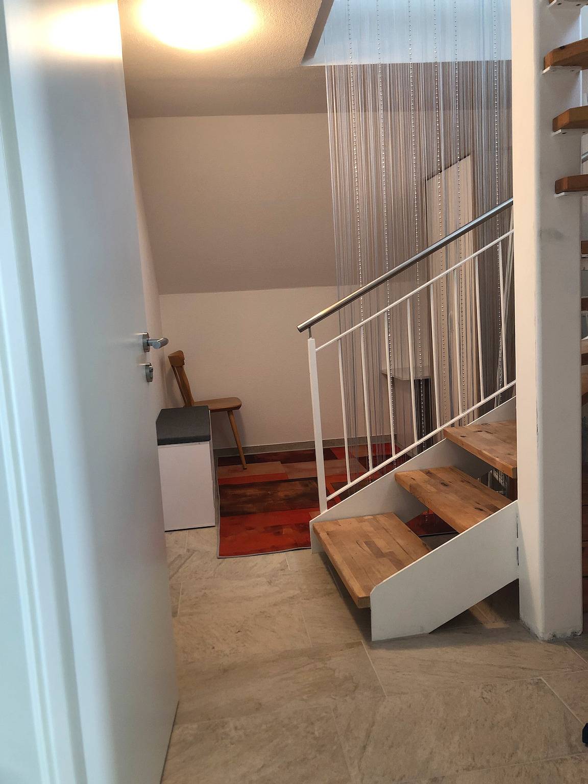 Ganze Wohnung, Aurora Lodge (92 m²) mit Balkon und Wlan in Engstingen, Neckar-Alb