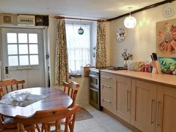 Holiday Rental for 5 People in Lympstone, Devon, Photo 4