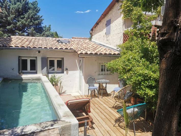 B&b per 2 persone, con Terrazza e Giardino nonché Piscina e Panorama a Arles