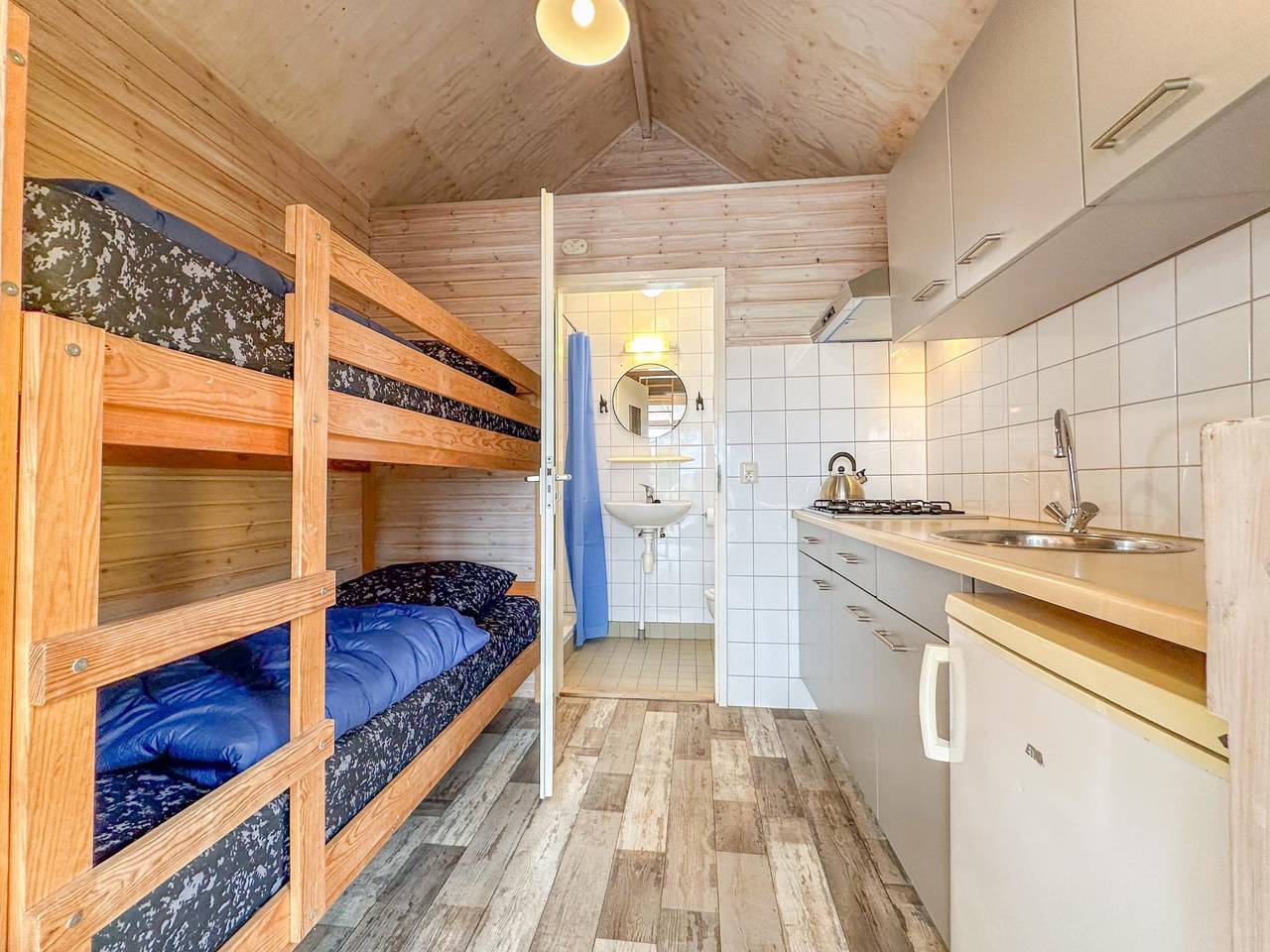 Gemütliches Ferienhaus nahe dem Strand in Ellemeet, Zeeuwse Kust