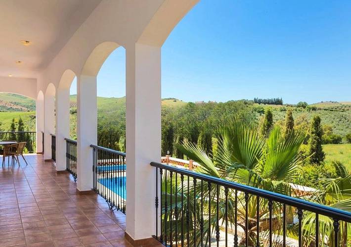 Casa rural para 10 personas, con piscina además de jardín y vistas, Familias con niños en Casarabonela - 4